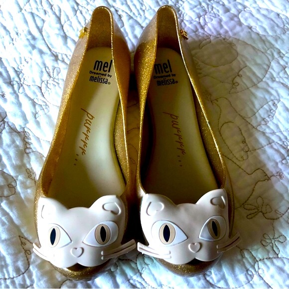 Mel by melissa purrrr..Kitty Cats flats in Sparkly gold Size 1 - Picture 1 of 9